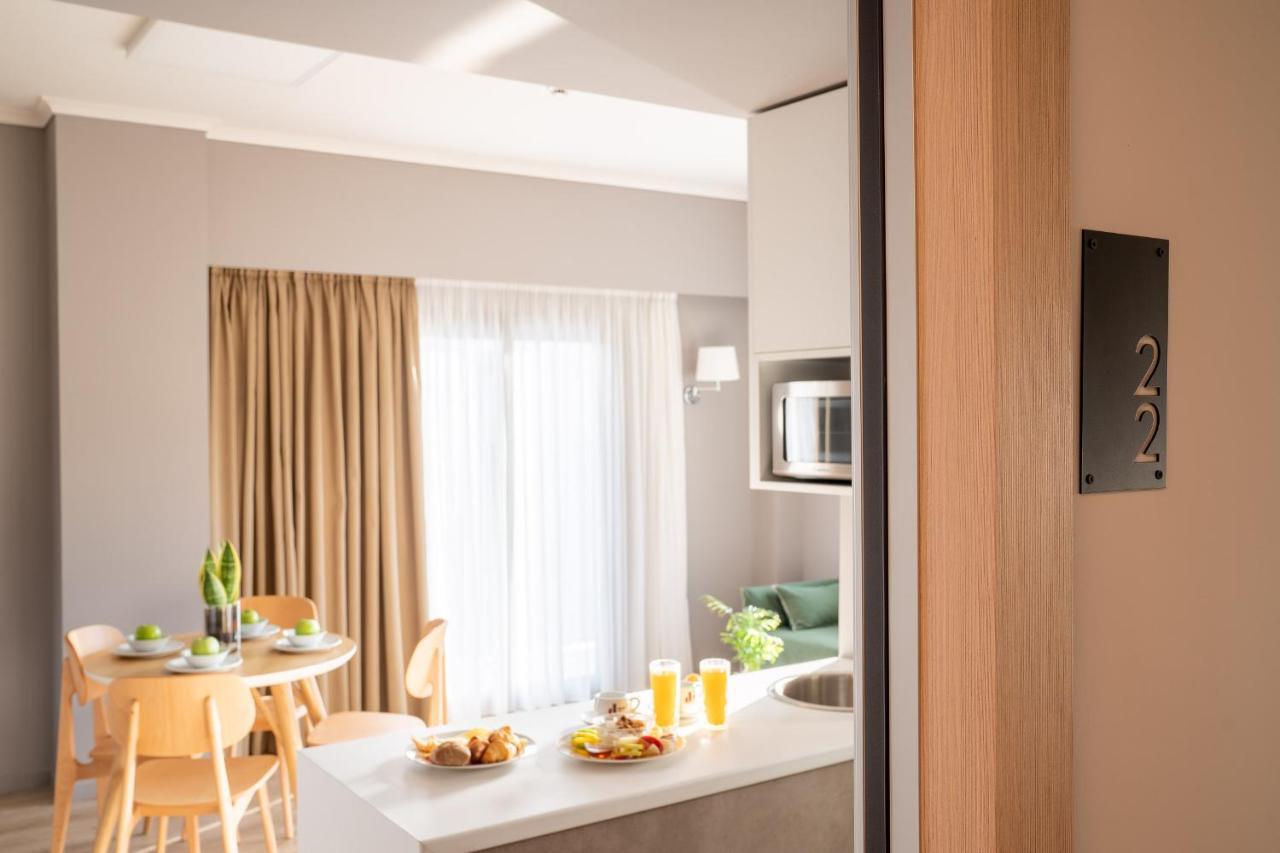 Chroma Fashion Rooms & Apartments Athene Buitenkant foto